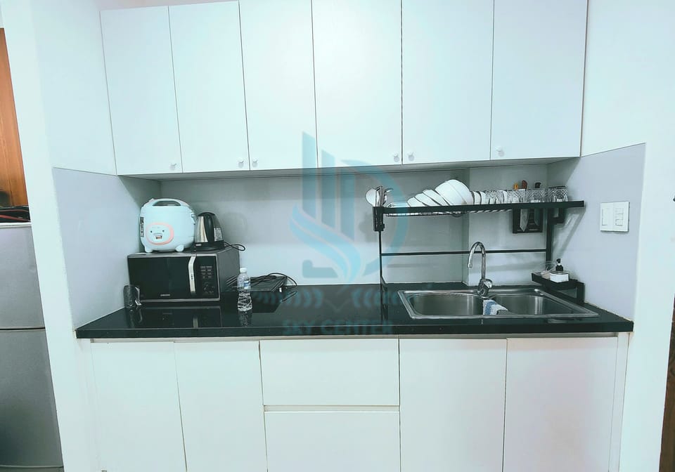 Basic Condo, City View | Private kitchen | Microwave, oven
