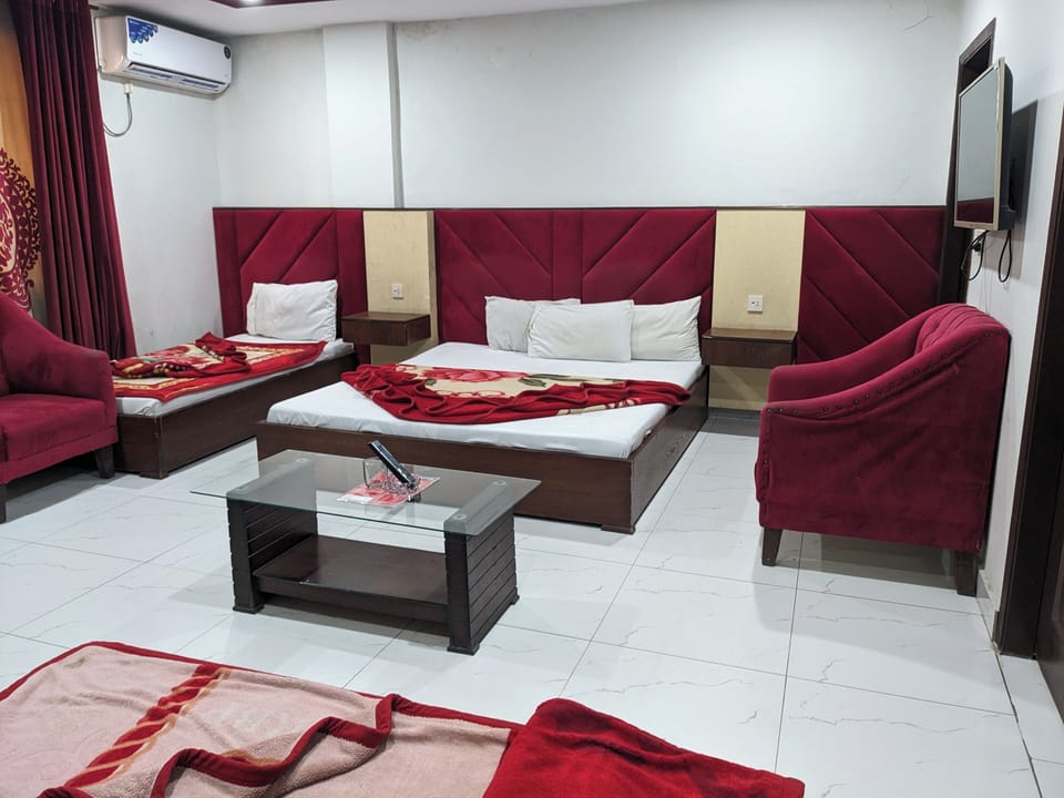 Suite | Free WiFi