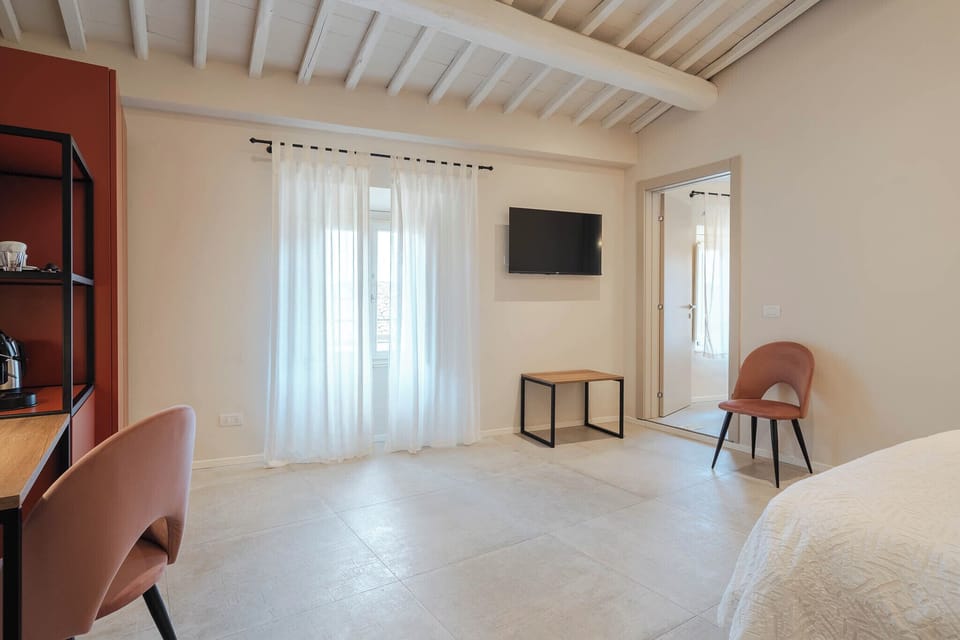 Superior Room, City View | In-room safe, desk, laptop workspace, soundproofing