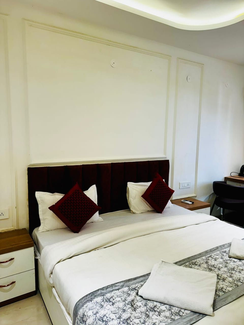 Deluxe Double Room | Desk, free WiFi