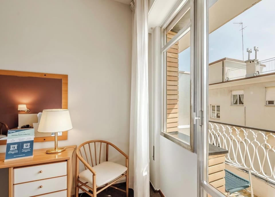 Comfort Double or Twin Room | Balcony