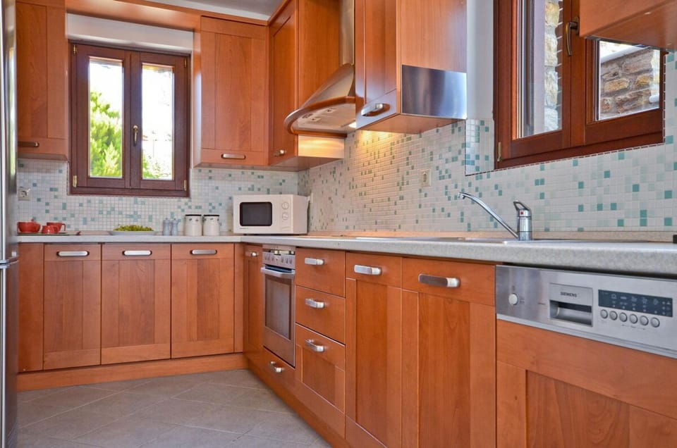 Villa | 2 bedrooms, desk