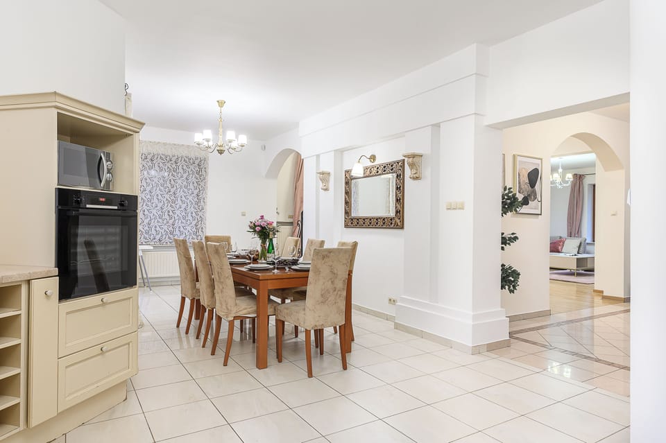 Villa, 5 Bedrooms, Non Smoking, Patio | Microwave