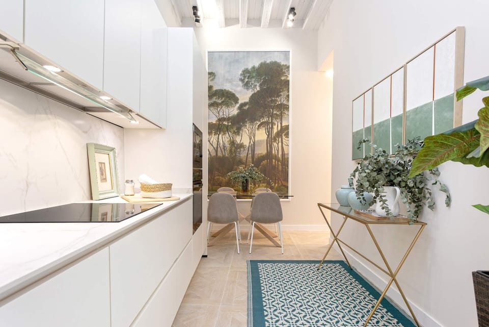 Apartment (2 Bedrooms) | Private kitchen | Fridge, microwave, oven, stovetop