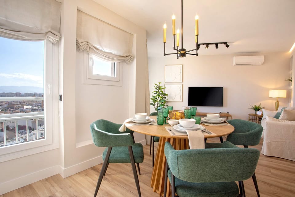 Apartment (3 Bedrooms) | In-room dining