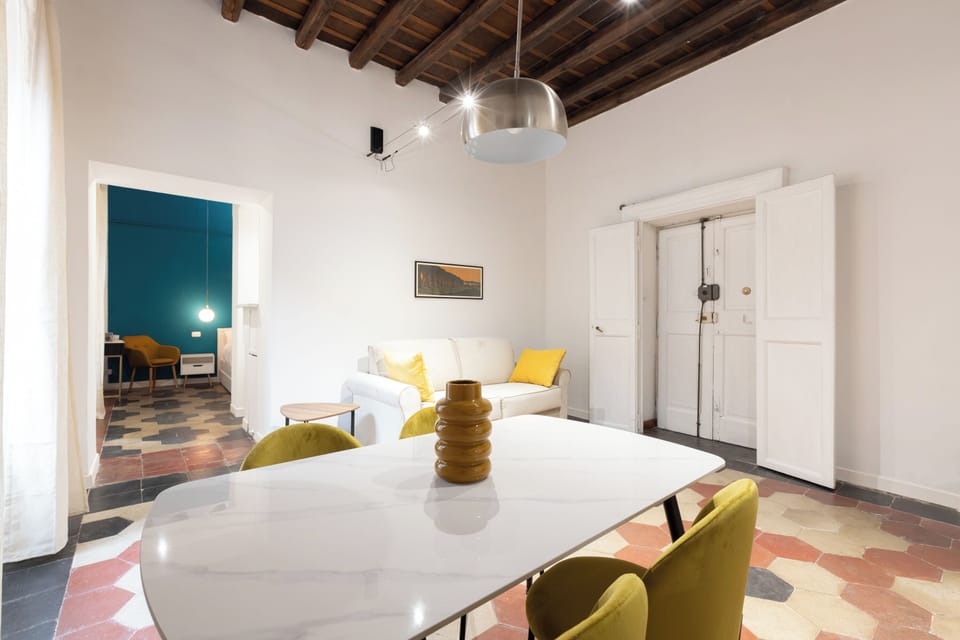 Basic Apartment | Living area