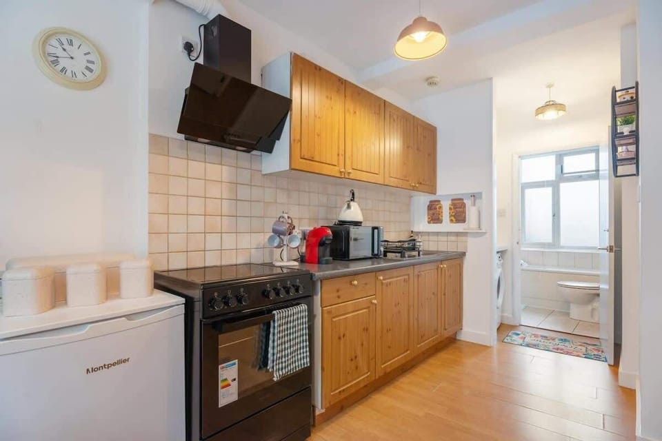 Well-designed kitchen – ideal for family meals