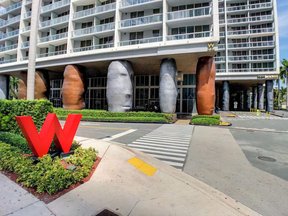 Unbeatable location! The same building with W Hotel Downtown Brickell !