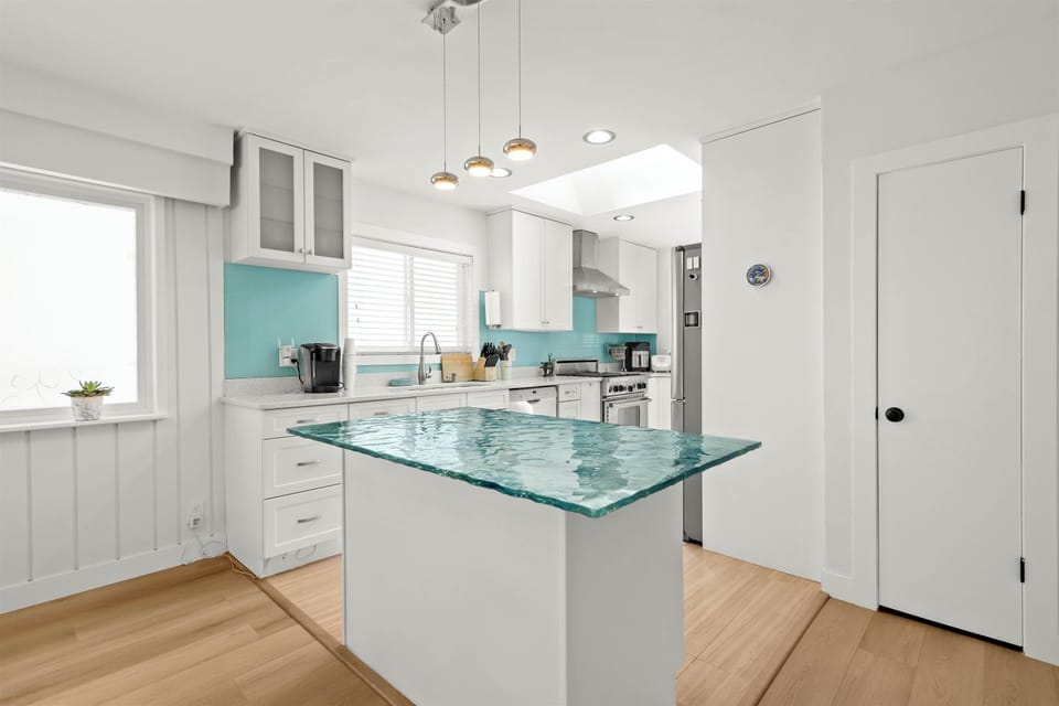 Kitchen Island.