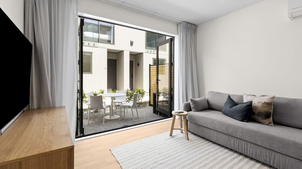Living and outdoor area