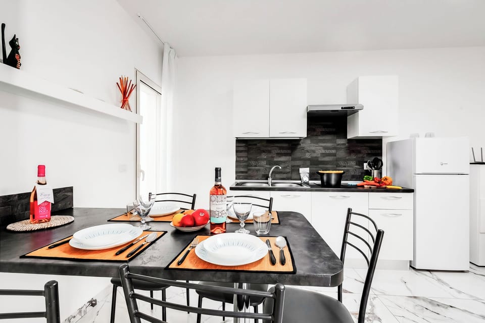 Kitchen and dining area