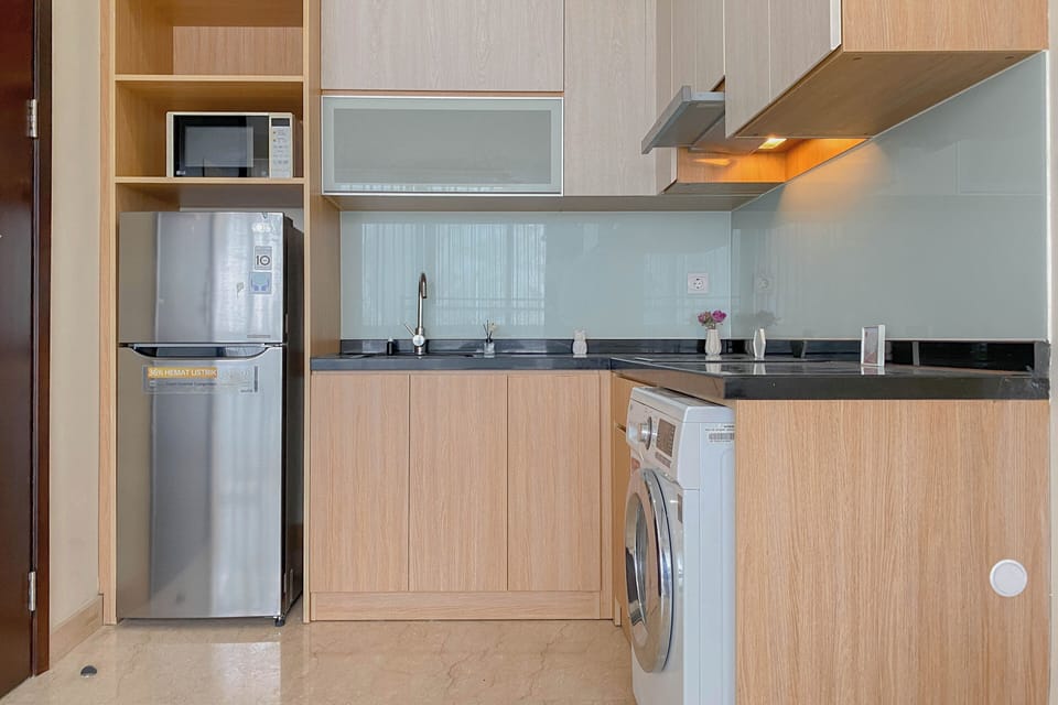 Apartment | Private kitchen | Full-size fridge, microwave, stovetop, rice cooker