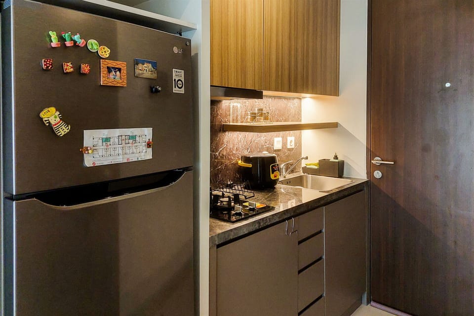 Apartment | Private kitchen | Full-size fridge, stovetop, rice cooker