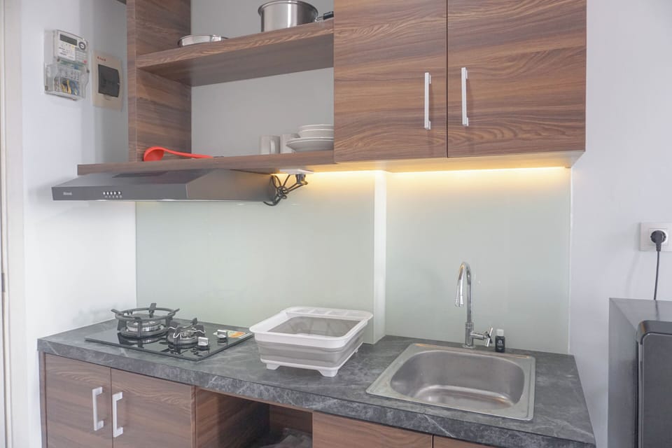 Studio | Private kitchen | Full-size fridge, stovetop, rice cooker