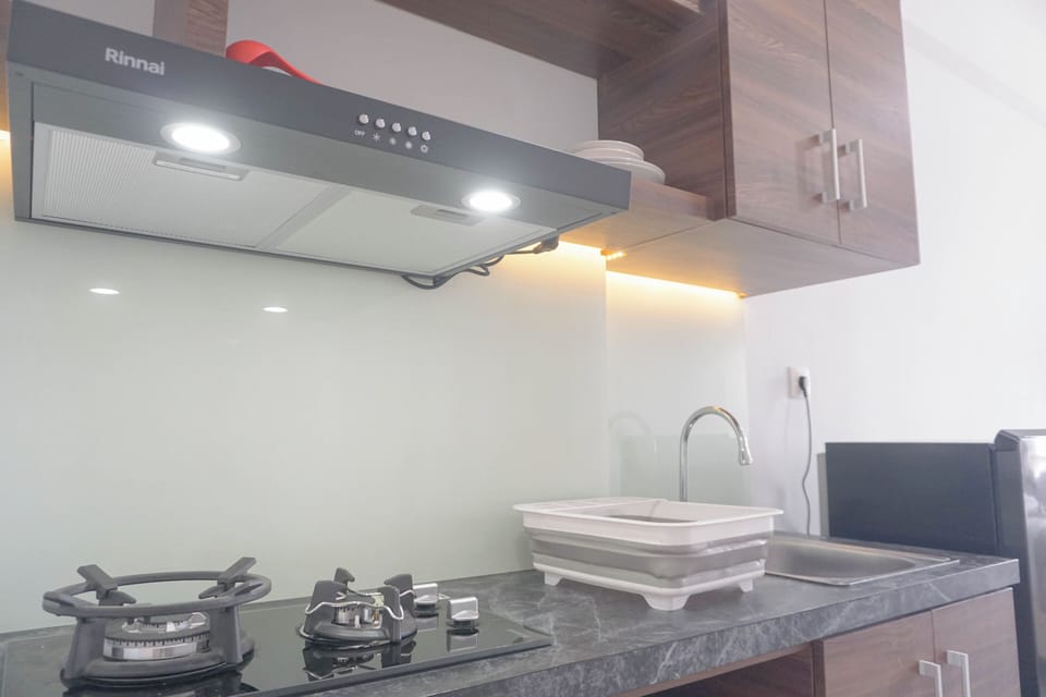 Studio | Private kitchen | Full-size fridge, stovetop, rice cooker