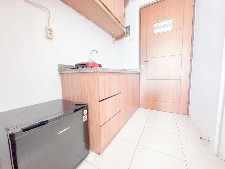 Studio | Private kitchen | Full-size fridge, stovetop, rice cooker