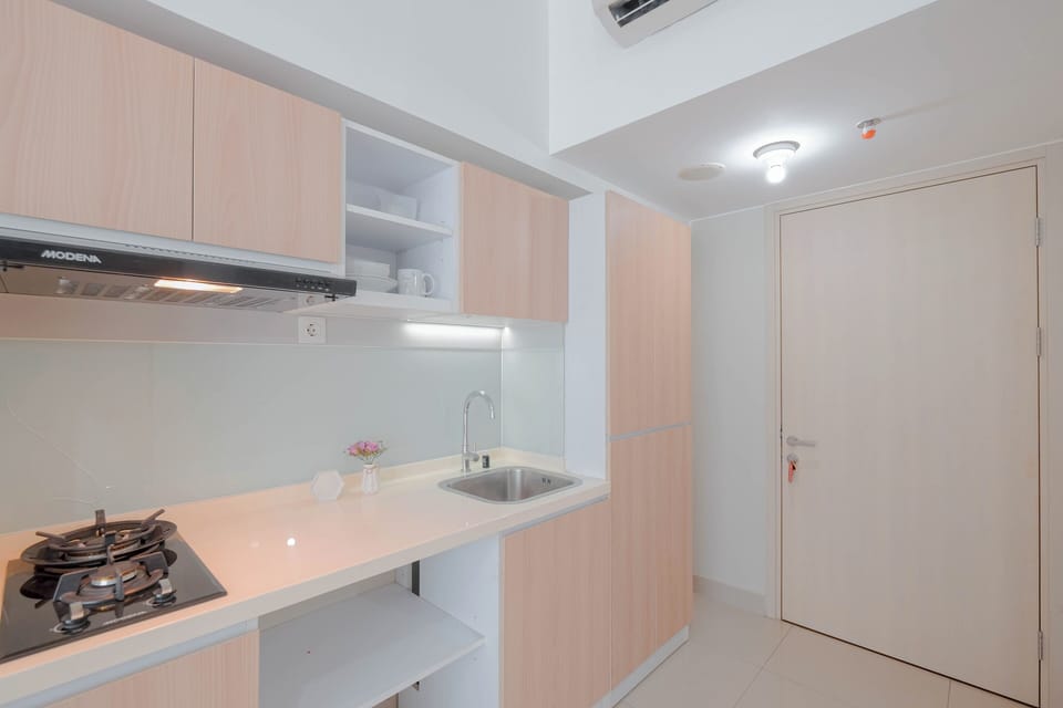 Studio | Private kitchen | Full-size fridge, stovetop, rice cooker