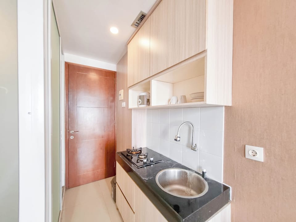 Studio | Private kitchen | Full-size fridge, stovetop, rice cooker