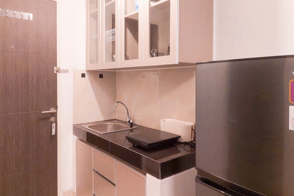 Studio | Private kitchen | Full-size fridge, stovetop, rice cooker