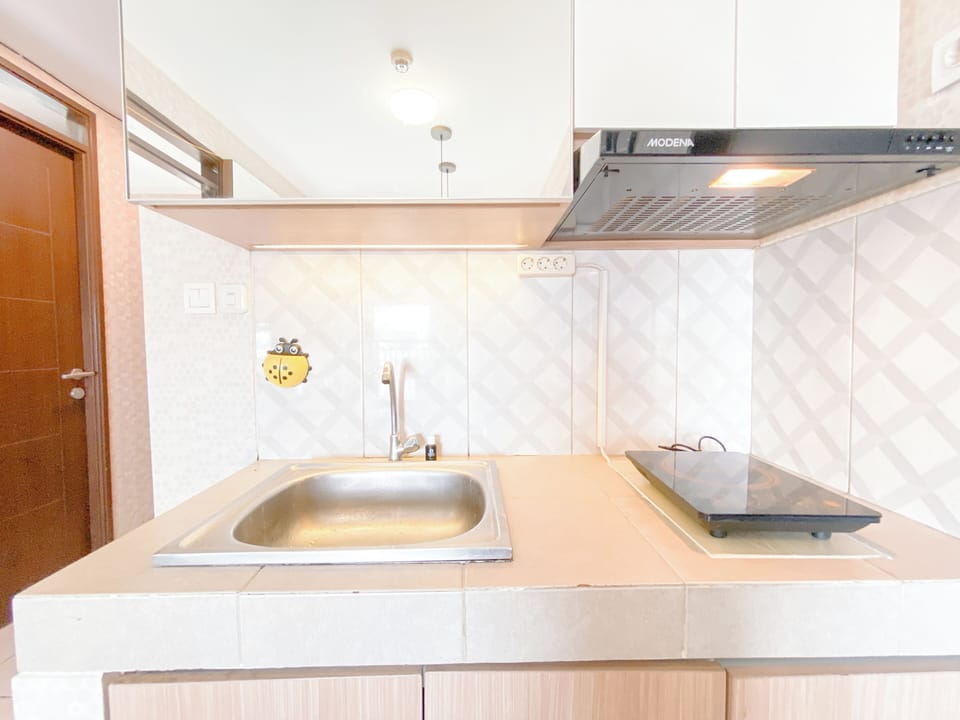 Apartment | Private kitchen | Full-size fridge, stovetop, rice cooker