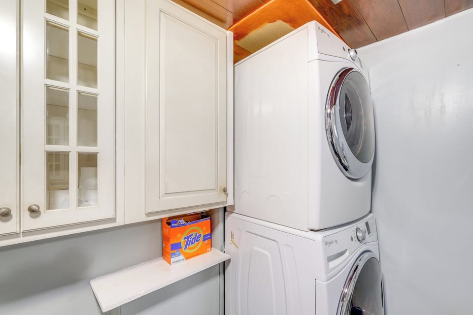 Laundry Room | 1st Floor | Washer & Dryer