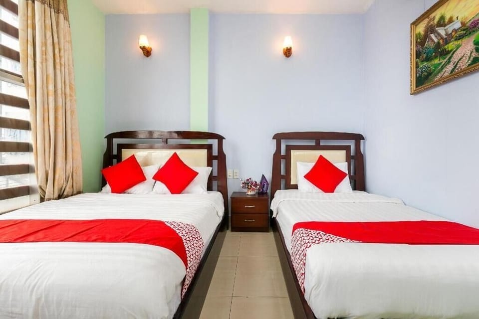 Family Room, City View | Free WiFi