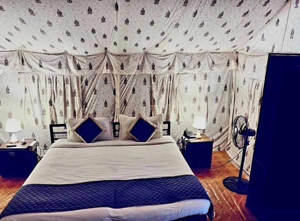 Deluxe Tent, Garden View | WiFi (free)