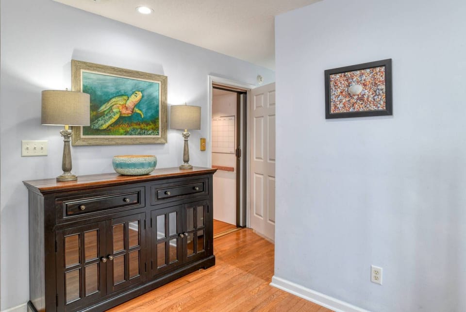 The elevator makes loading and unloading a breeze.