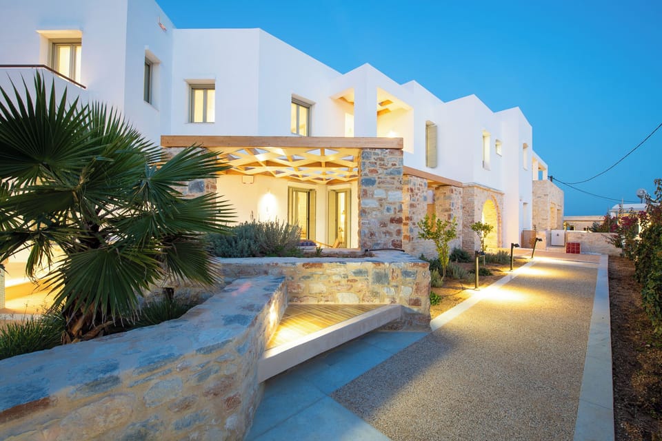 Front of property - evening/night