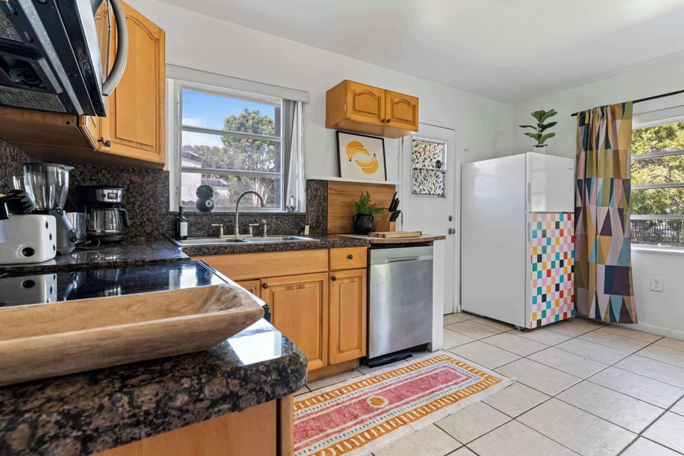 funky kitchen perfect for happy hour prep