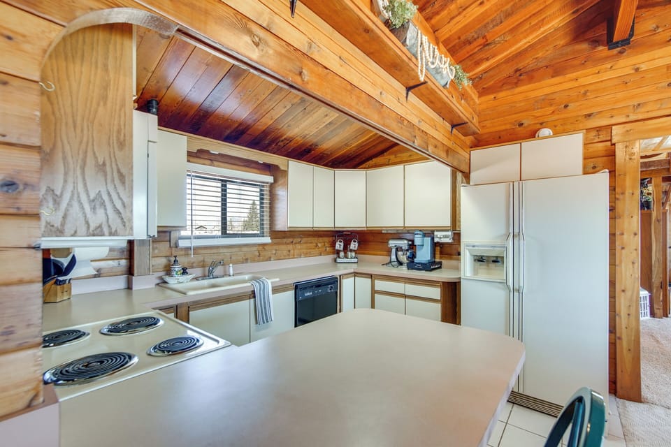 House (2 Bedrooms) | Interior