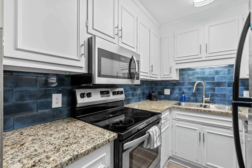 Fully Stocked Kitchen