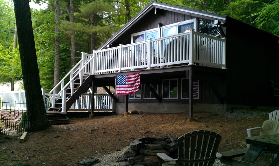 A beautiful and relaxing chalet in a woods setting.