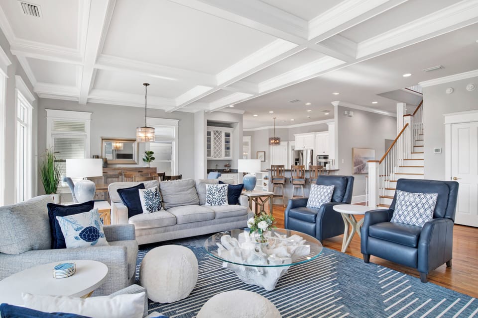 Beautifully decorated home that sleeps 14