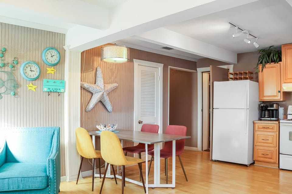 House, Multiple Beds (Sea Hook) | Interior