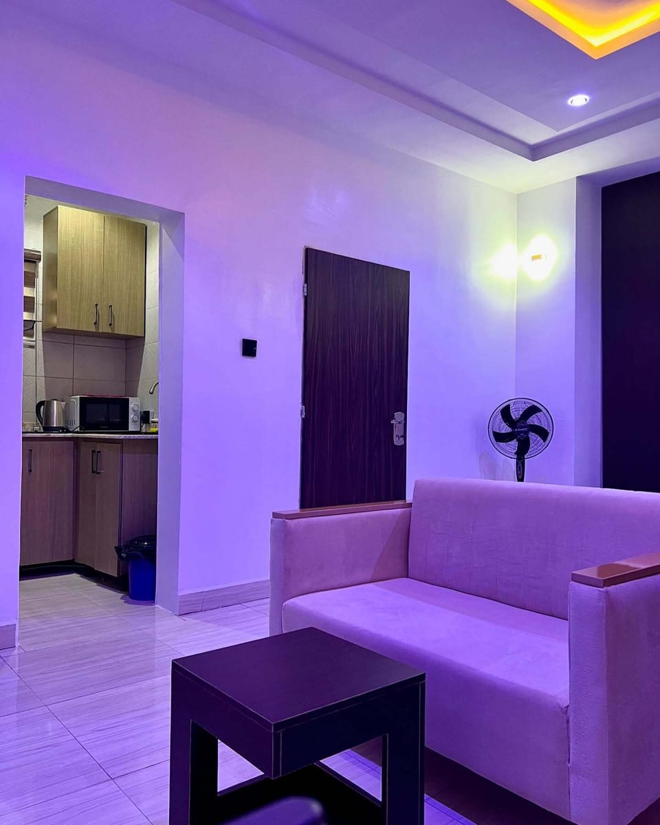 Deluxe Apartment, Balcony, City View | Living area