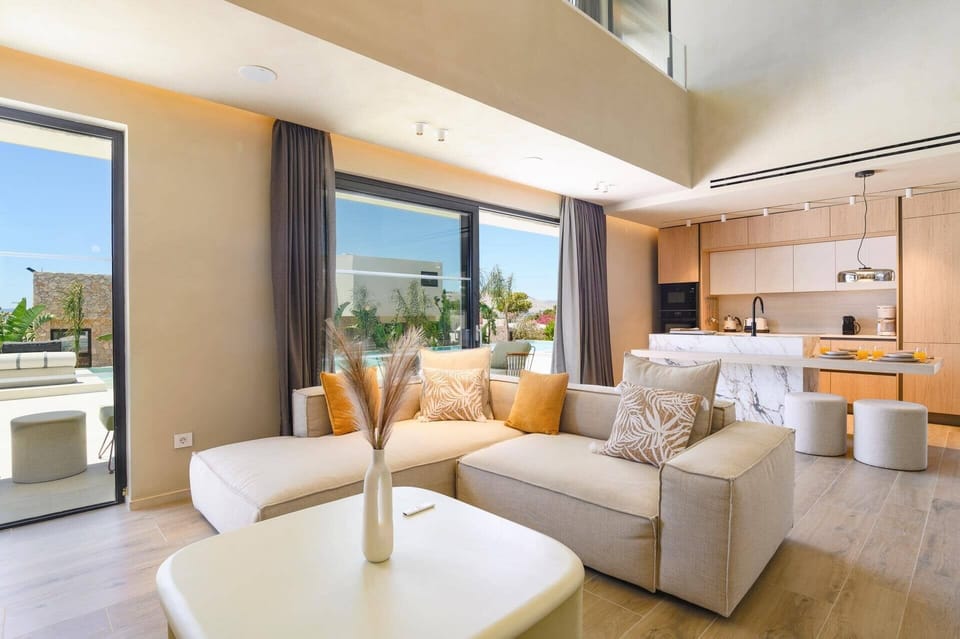 Villa Pefkos Shore image