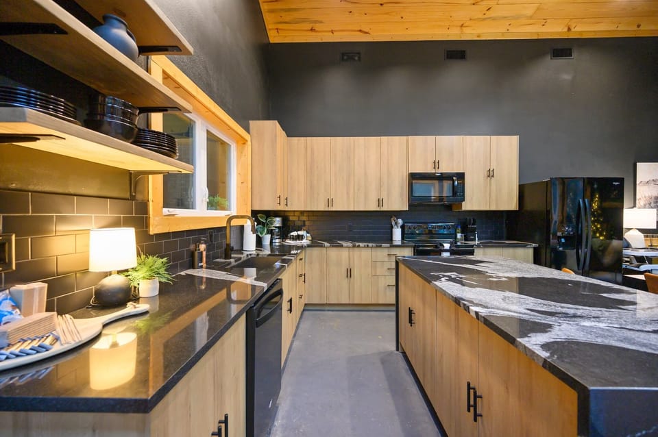 Craft unforgettable meals in this sleek, modern kitchen with stylish finishes!