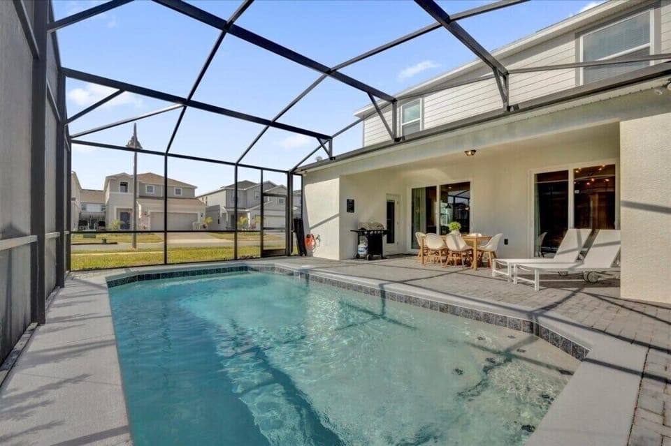 16201 Saint Kitts Circle (28).jpg