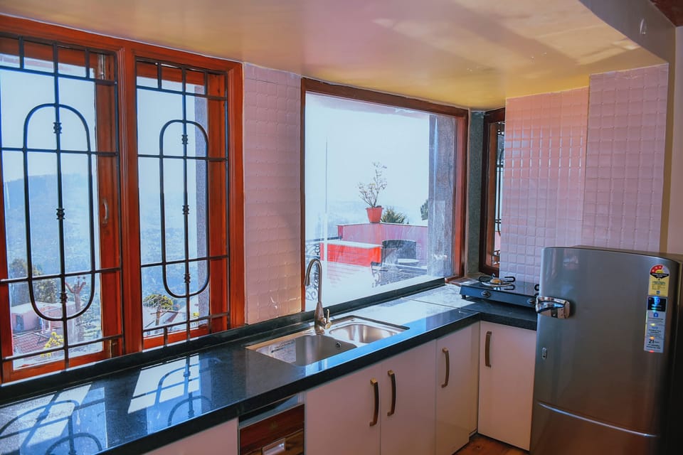 Luxury Villa | Private kitchenette
