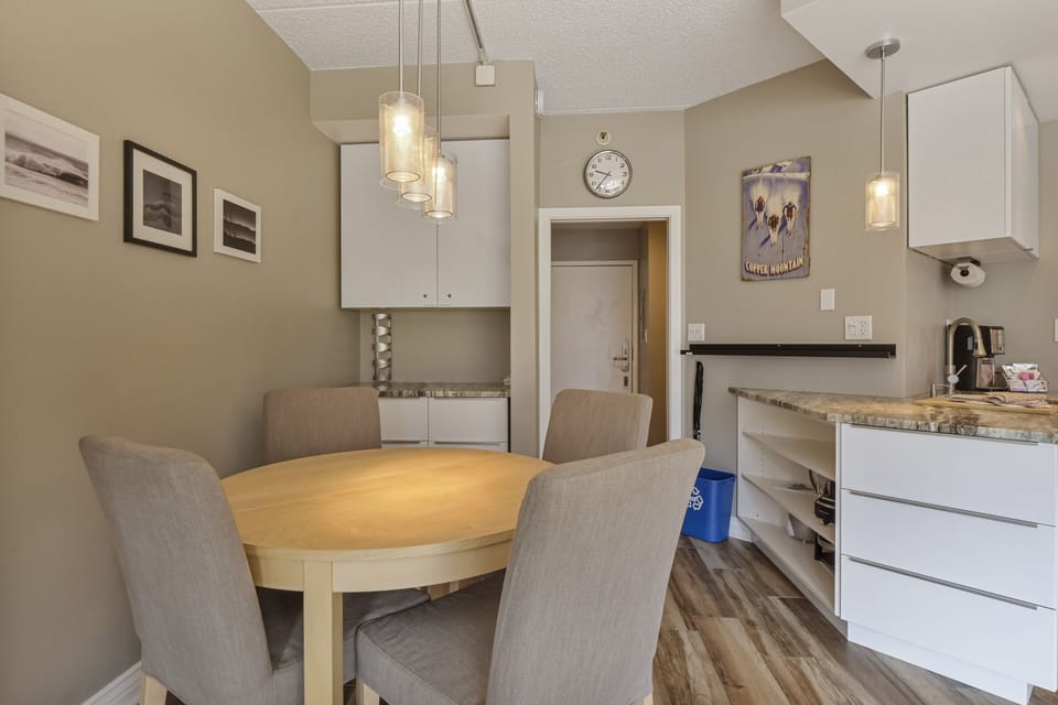 Architecture, Building, Dining Room, Dining Table, Furniture