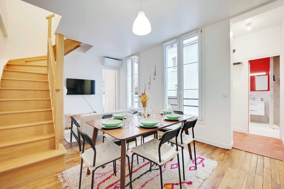 Apartment | Dining