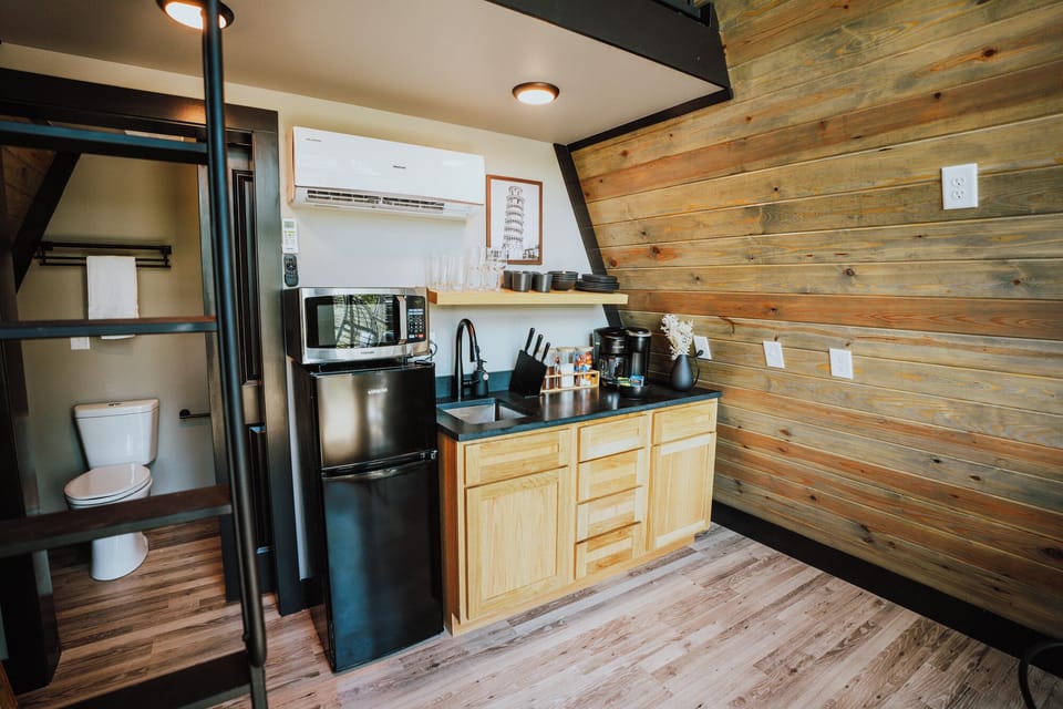 Kitchen & Living Area
