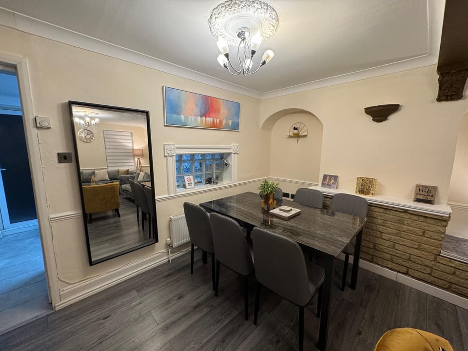 Superior House | Living area