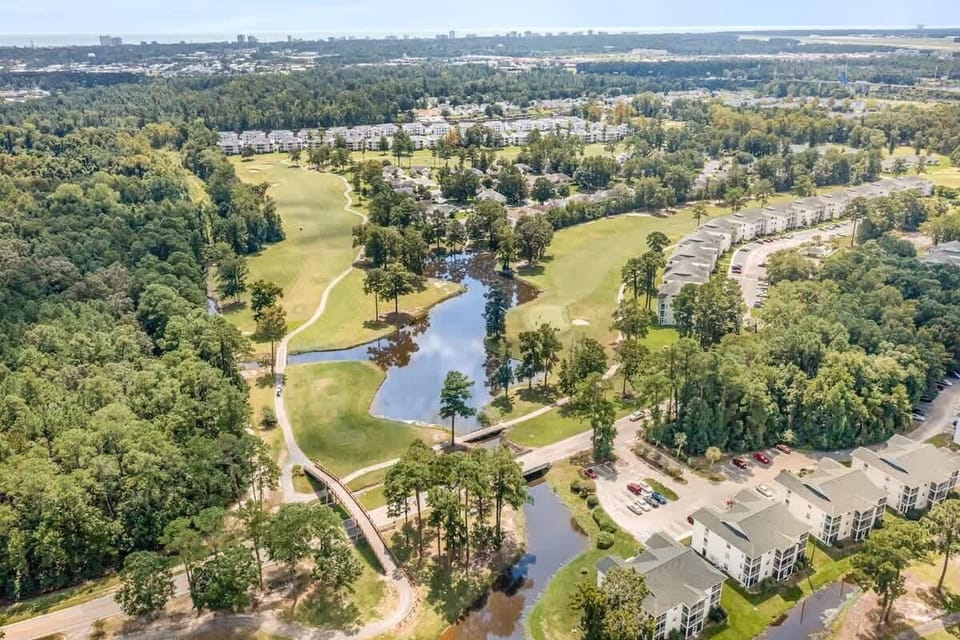 River Oaks Golf Club Propery