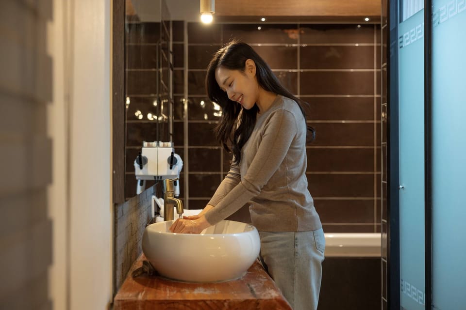 Deluxe | Free minibar items, desk, laptop workspace, soundproofing