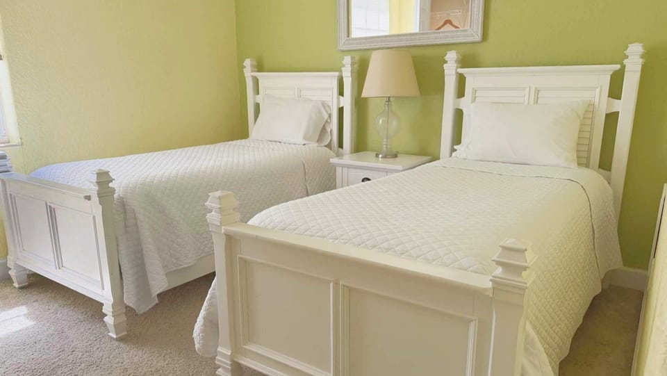 Third Bedroom with twins