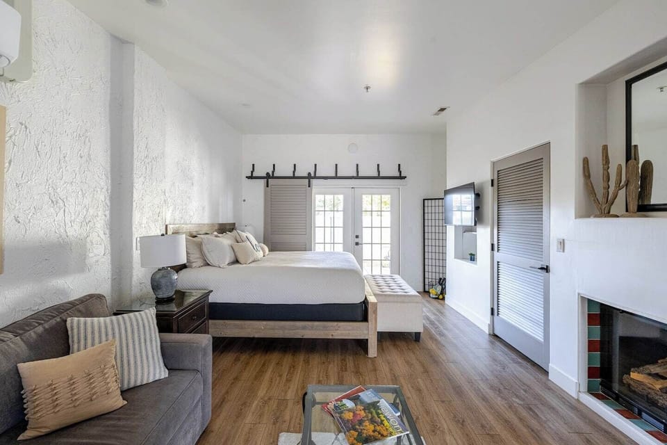 King Size Bed, Sofa with Queen Size Sofa Bed