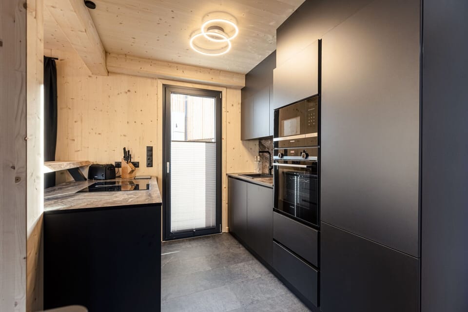 House | Private kitchen | Cookware/dishes/utensils
