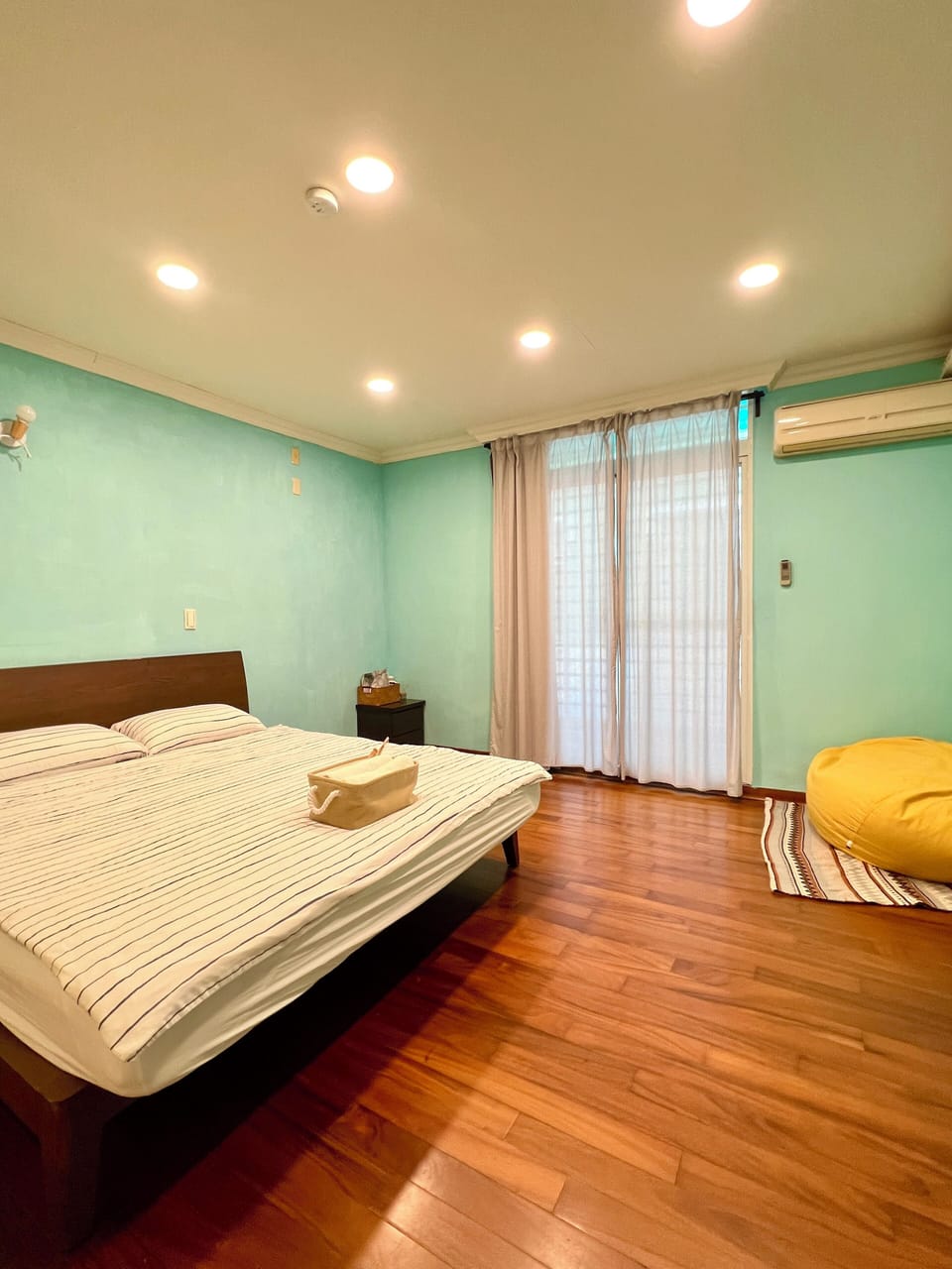 Comfort Cabin, 3 Bedrooms | Soundproofing, free WiFi, bed sheets